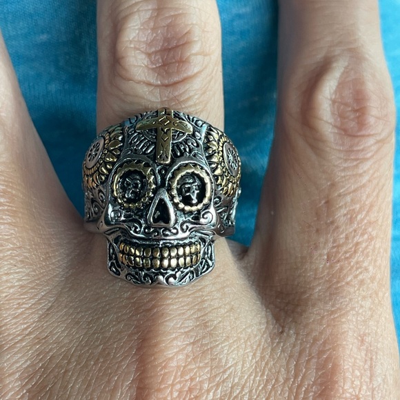 NWOT. Ed Hardy Skull Ring “Size 10”. FREE SHIPPING - Picture 3 of 8